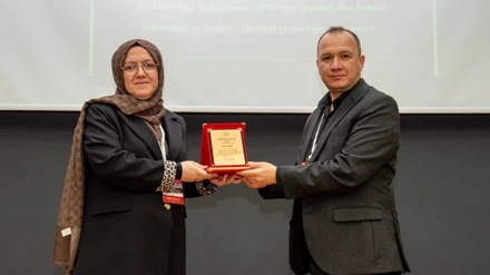 Selçuk Üniversitesinde yazılım ve siber güvenlik anlatıldı